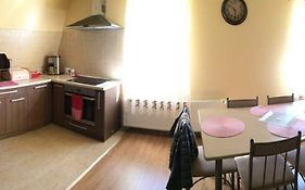 Top Apartment